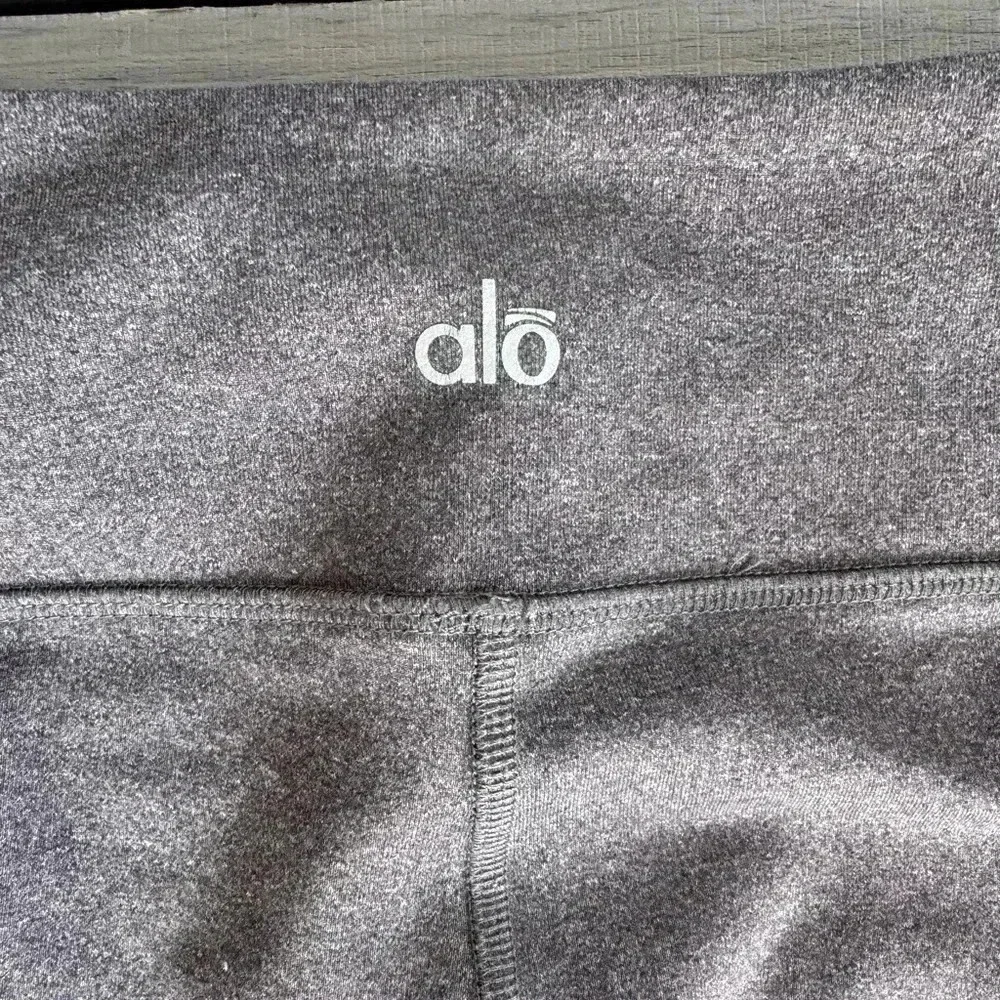Alo Women’s High-Waist Moto Full Length Legging‎ Size Small Heather Grey